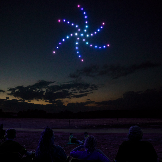 Our traditions are like deep roots that keep our culture alive and connect us with our identity. Christmas, in particular, is a unique time.